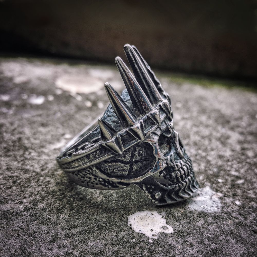 EYHIMD-Mens-Classical-Nobility-King-Crown-Skull-316L-Stainless-Steel-Biker-Rings-Punk-Fasion-Jewelry-Gift-for-Men EYHIMD Mens Classical Nobility King Crown Skull 316L Stainless Steel Biker Rings Punk Fasion Jewelry Gift for Men